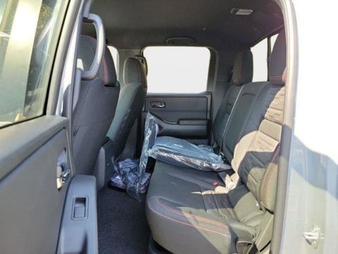 New 2025 Nissan Frontier PRO-4X image 6