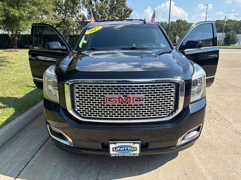 Used 2017 GMC Yukon Denali w/ Open Road Package AWD/4WD image 7