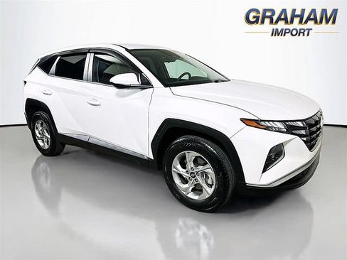 Used 2024 Hyundai Tucson SE AWD/4WD image 1