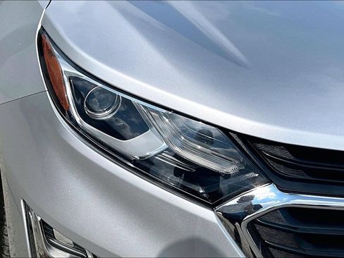 Used 2020 Chevrolet Equinox LT FWD image 24