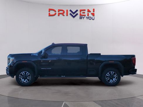 Used 2022 GMC Sierra 2500 AT4 w/ Gooseneck/5TH Wheel Package image 2