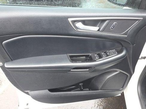 Used 2015 Ford Edge SEL w/ Equipment Group 201A image 8