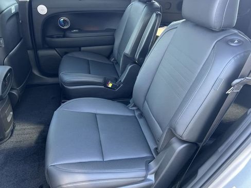 New 2026 Hyundai Palisade Limited FWD image 32