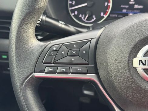 Used 2023 Nissan Sentra SV image 28