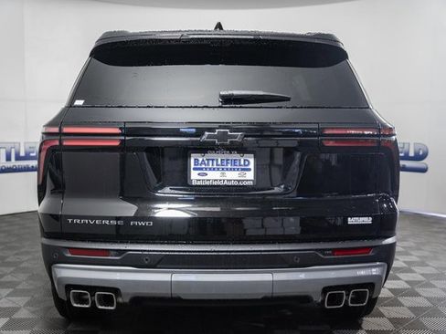 New 2026 Chevrolet Traverse LT w/ Driver Confidence Package image 5