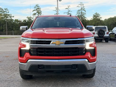 Used 2024 Chevrolet Silverado 1500 LT AWD/4WD image 6