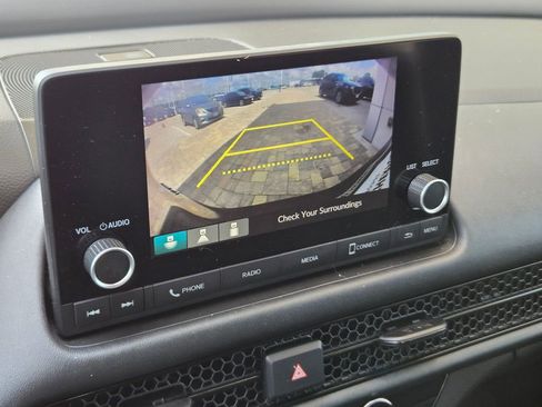Used 2024 Honda HR-V LX image 32