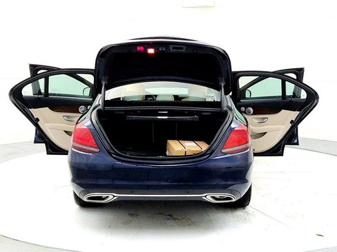 Used 2019 Mercedes-Benz C 300 4MATIC Sedan image 11