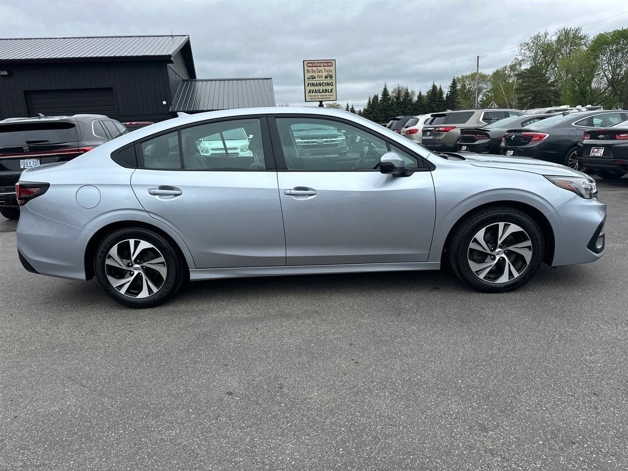 Used 2023 Subaru Legacy Premium AWD/4WD image 2