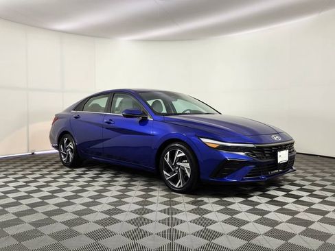 Used 2024 Hyundai Elantra Limited FWD image 6