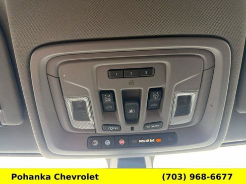 Used 2021 Chevrolet Silverado 1500 LT Trail Boss w/ Convenience Package II AWD/4WD image 18