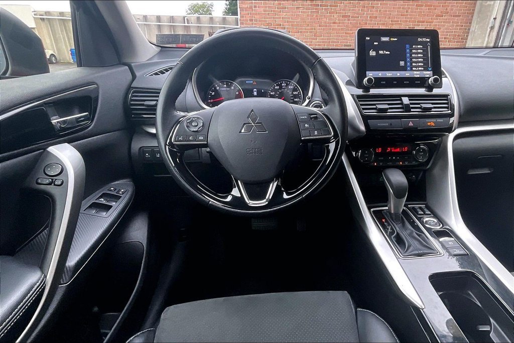 Used 2025 Mitsubishi Eclipse Cross SE AWD/4WD image 5