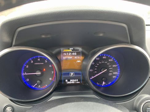 Used 2019 Subaru Outback 2.5i Limited w/ Popular Package #2 image 5