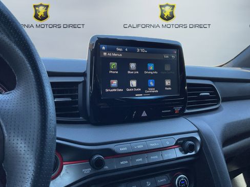 Used 2020 Hyundai Veloster Turbo image 14