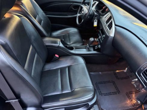 Used 2007 Chevrolet Monte Carlo SS w/ Black Rally Stripe Package image 10