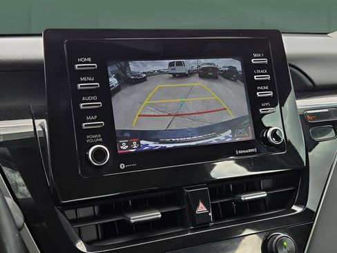 Used 2021 Toyota Camry SE w/ Convenience Package image 26