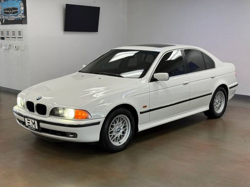 Used 2000 BMW 528i Sedan RWD image 4
