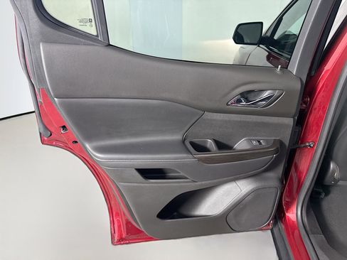 Used 2019 GMC Acadia SLT w/ Black Edition image 26