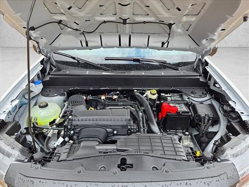 New 2026 Ford Maverick Lariat image 17