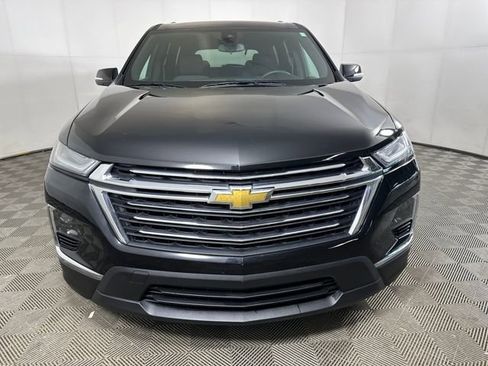 Used 2023 Chevrolet Traverse LT image 8