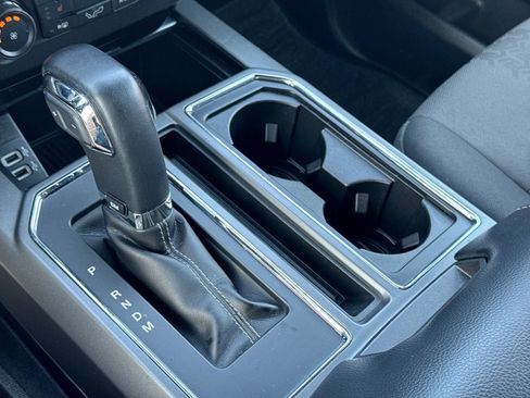 Used 2019 Ford F150 XLT w/ Equipment Group 302A Luxury AWD/4WD image 38