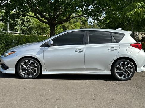Used 2016 Scion iM FWD image 5