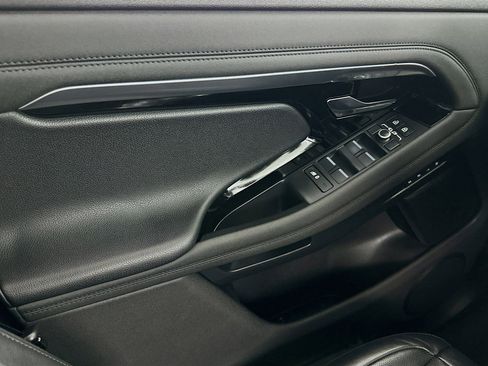 Used 2022 Land Rover Range Rover Evoque R-Dynamic S image 15