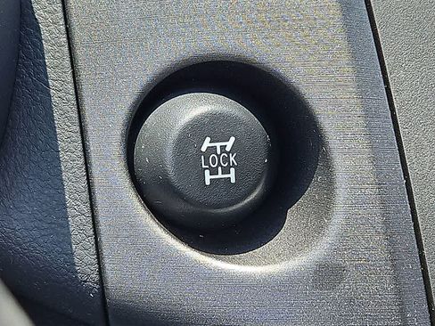 Used 2010 Toyota RAV4 Sport AWD/4WD image 22