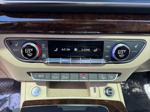 Used 2020 Audi Q5 2.0T Premium w/ Convenience Package image 18