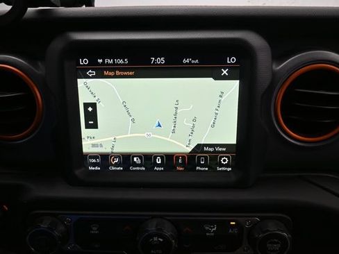 Used 2022 Jeep Gladiator Mojave w/ LED Lighting Group AWD/4WD image 16