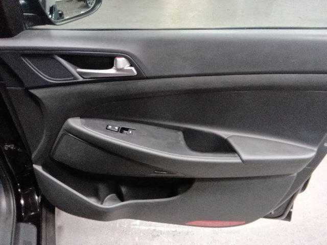 Used 2019 Hyundai Tucson Sport AWD/4WD image 18