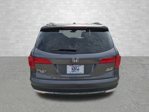 Used 2018 Honda Pilot Elite image 3