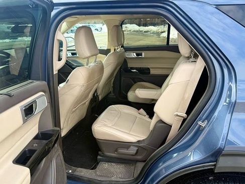 Used 2021 Ford Explorer Platinum w/ Equipment Group 601A image 10