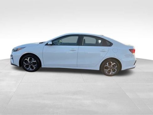 Used 2019 Kia Forte LXS image 4