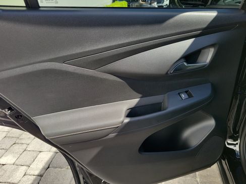 New 2026 Buick Envista Avenir FWD image 11