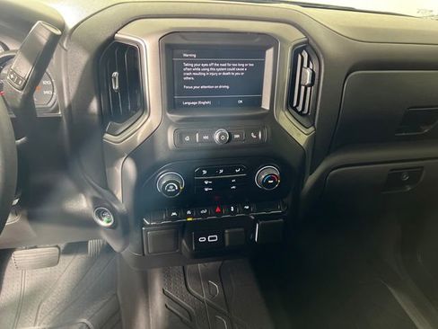 Used 2025 Chevrolet Silverado 1500 Custom image 19