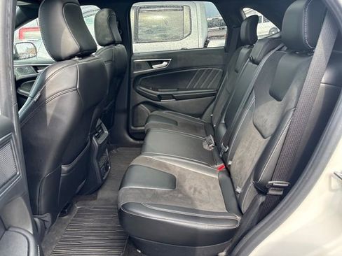 Used 2020 Ford Edge ST w/ Equipment Group 401A image 10