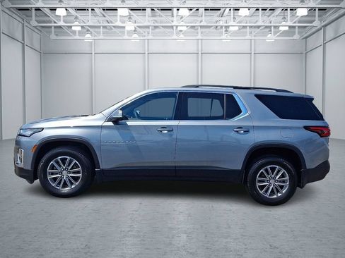 Certified 2023 Chevrolet Traverse LT FWD image 9