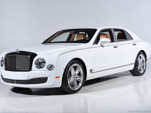 Used 2012 Bentley Mulsanne image 3