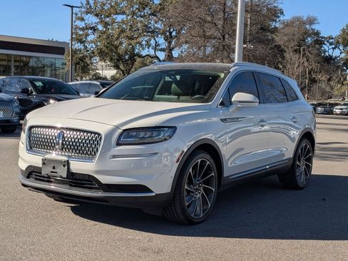 Used 2021 Lincoln Nautilus Reserve w/ Equipment Group 201A image 7