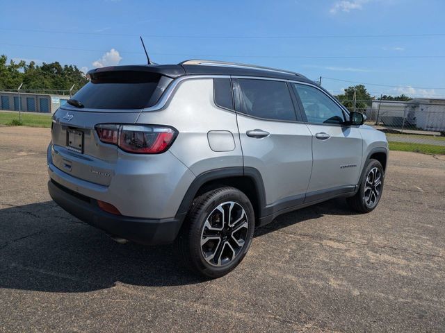 Used 2022 Jeep Compass Limited AWD/4WD image 4