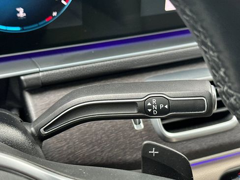 Certified 2022 Mercedes-Benz GLE 350 w/ Premium Package image 19