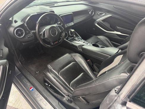 Used 2019 Chevrolet Camaro SS image 8