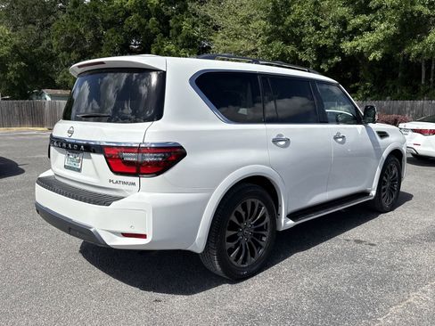 Used 2024 Nissan Armada Platinum w/ Captain's Chairs Package image 5