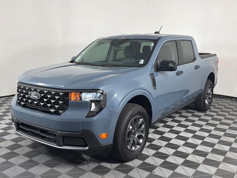 Used 2026 Ford Maverick XLT w/ XLT Luxury Package AWD/4WD image 3