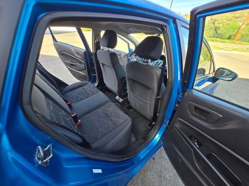 Used 2013 Ford Fiesta SE image 31
