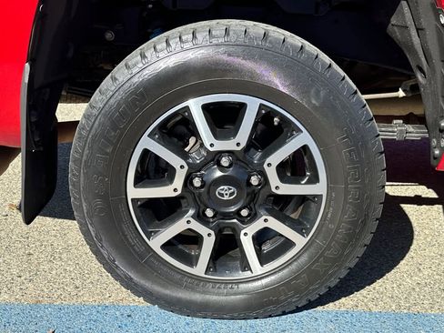 Used 2016 Toyota Tundra SR5 image 14