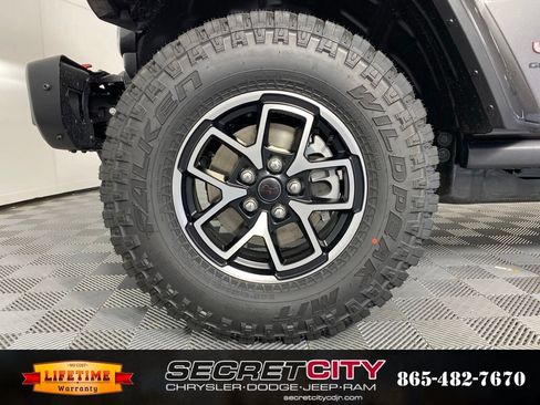 New 2026 Jeep Gladiator Rubicon AWD/4WD image 9