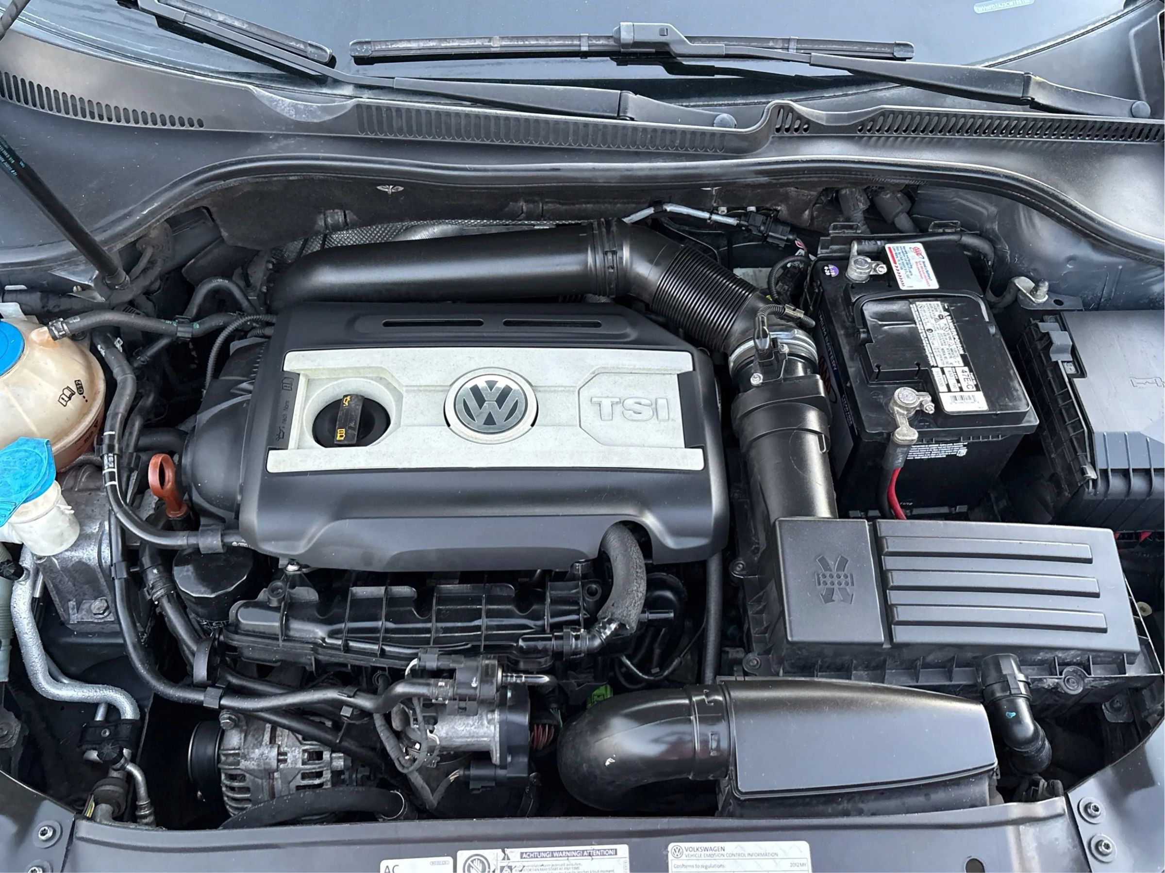 Used 2012 Volkswagen GTI 2-Door FWD image 9