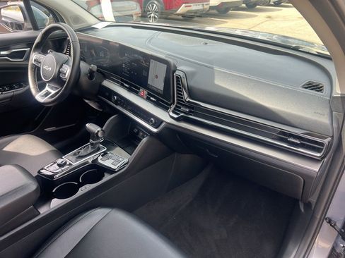 Certified 2024 Kia Sportage EX AWD/4WD image 21